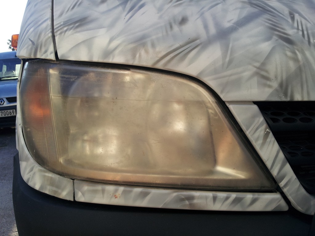 Headlight lens restoration - before (oxidised)